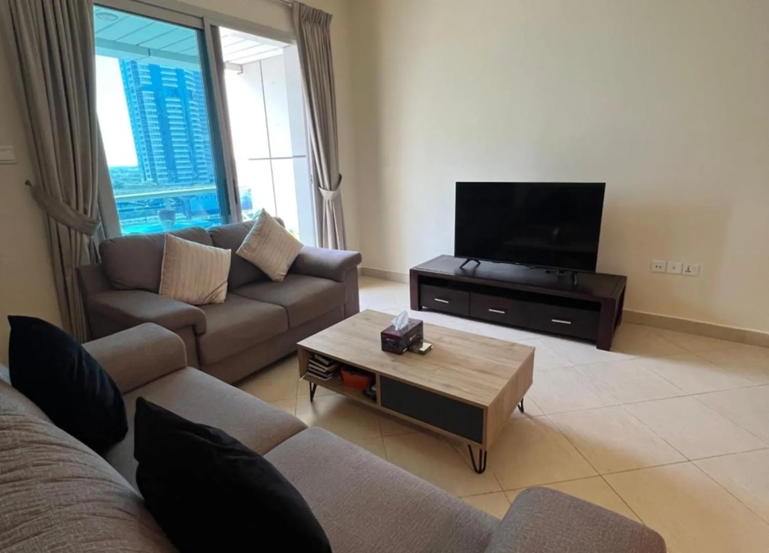 Marina Diamond Apartment Dubai